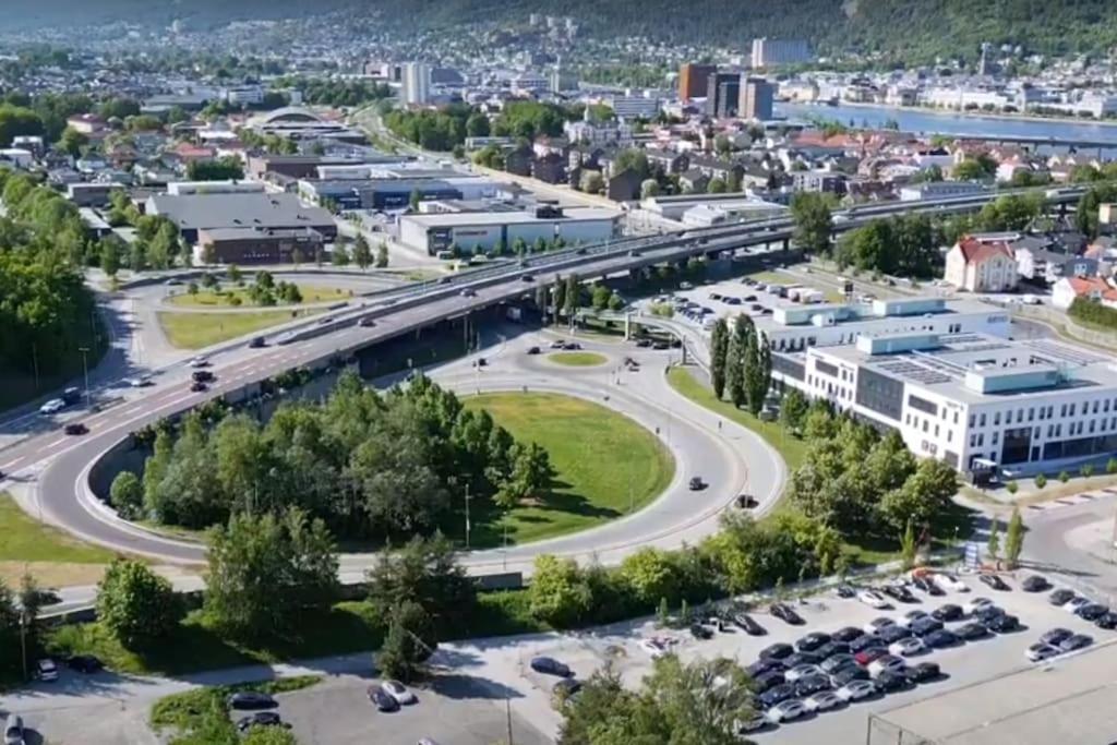 Fin Sentralt Hybel I Drammen Διαμέρισμα Εξωτερικό φωτογραφία